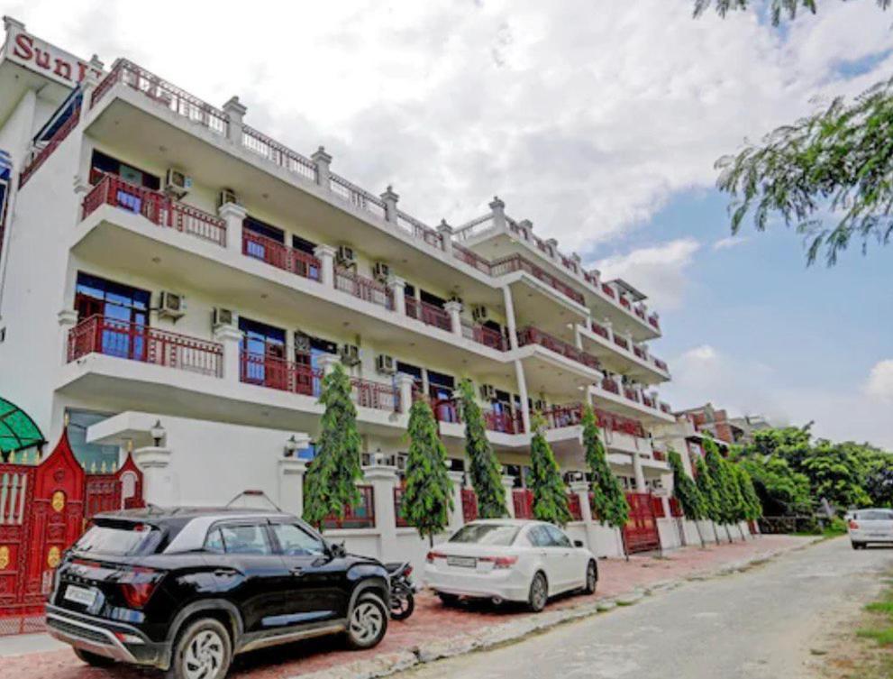 Hotel Sun Haven Greater Noida Eksteriør billede