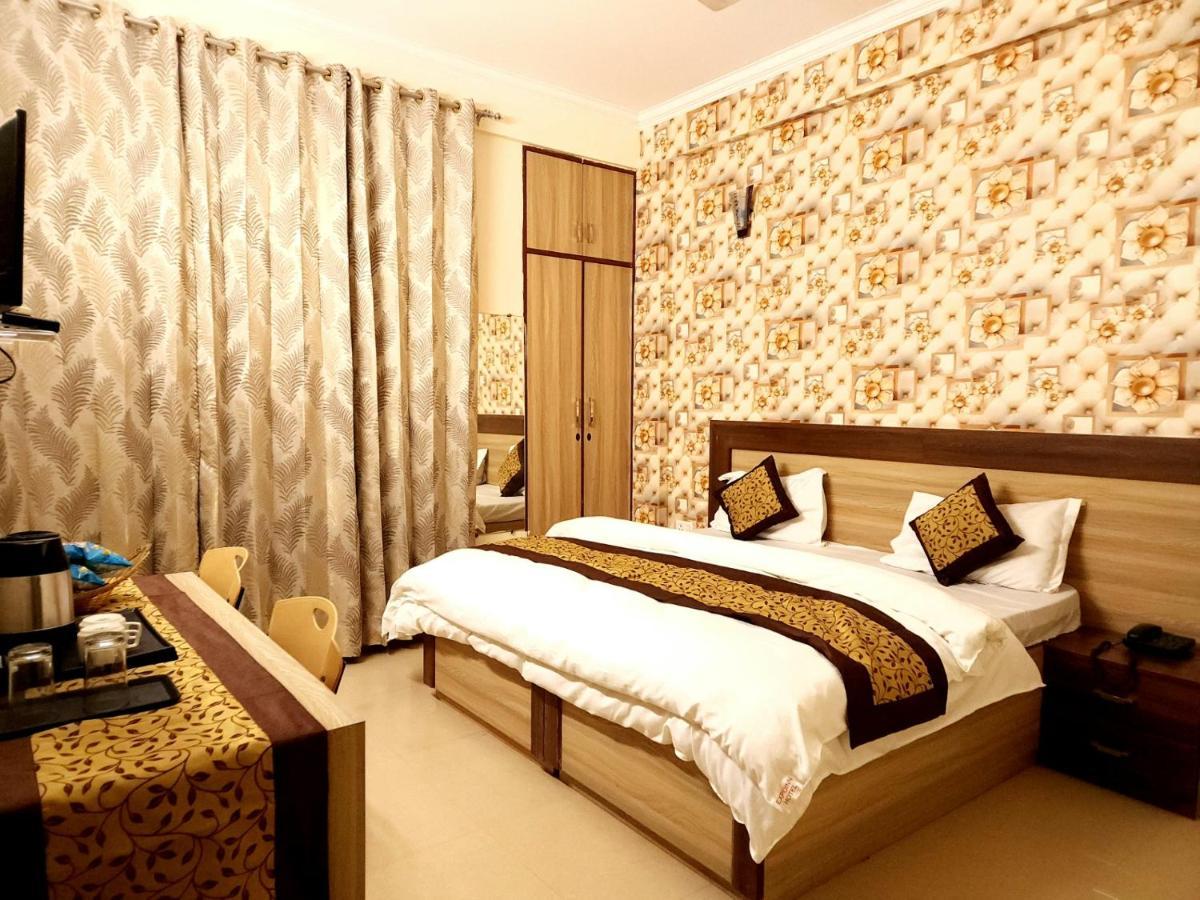 Hotel Sun Haven Greater Noida Eksteriør billede