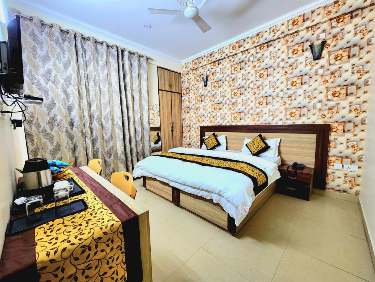 Hotel Sun Haven Greater Noida Eksteriør billede